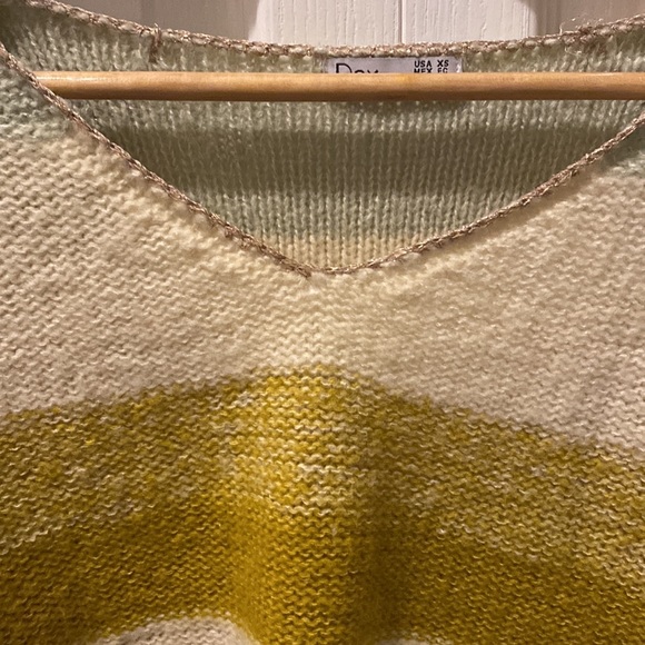 Dex Sweater XS - Picture 5 of 5